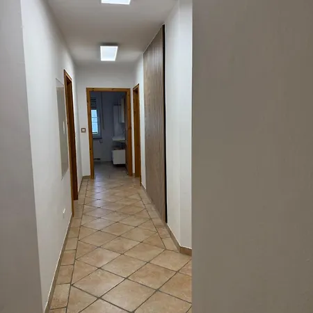 Pansiyon Moderne Monteurwohnung Mit Terrasse 