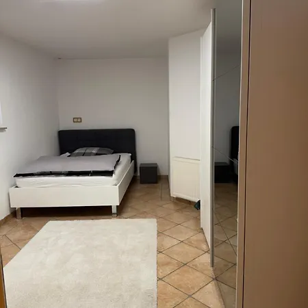 Moderne Monteurwohnung Mit Terrasse 