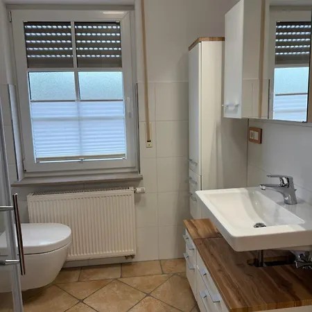 Moderne Monteurwohnung Mit Terrasse 